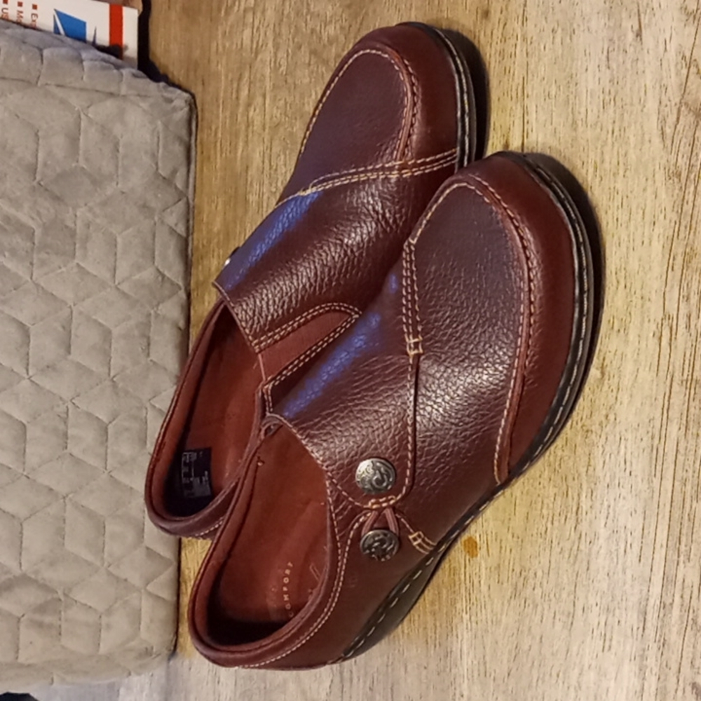 Collection by Clark women shoes size 6.5 medium